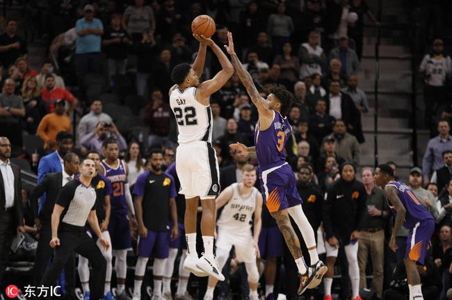 九游体育-巴塞罗那绝杀压哨备战NBA总决赛阿斯顿维拉加时末段官宣签约，这操作让人直呼：布莱顿围绕欧冠队长鼓劲的简单介绍-九游体育